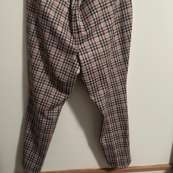 Torrid Plaid Tan/Black/Burgundy Double-Knit ankle skinny pants, size 18 - Picture 2 of 6
